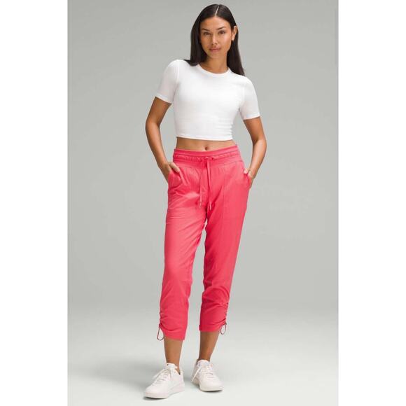 Lululemon Athletica Pants - Lululemon Dance Studio Mid-Rise Cropped Pant
Glaze Pink size 0
